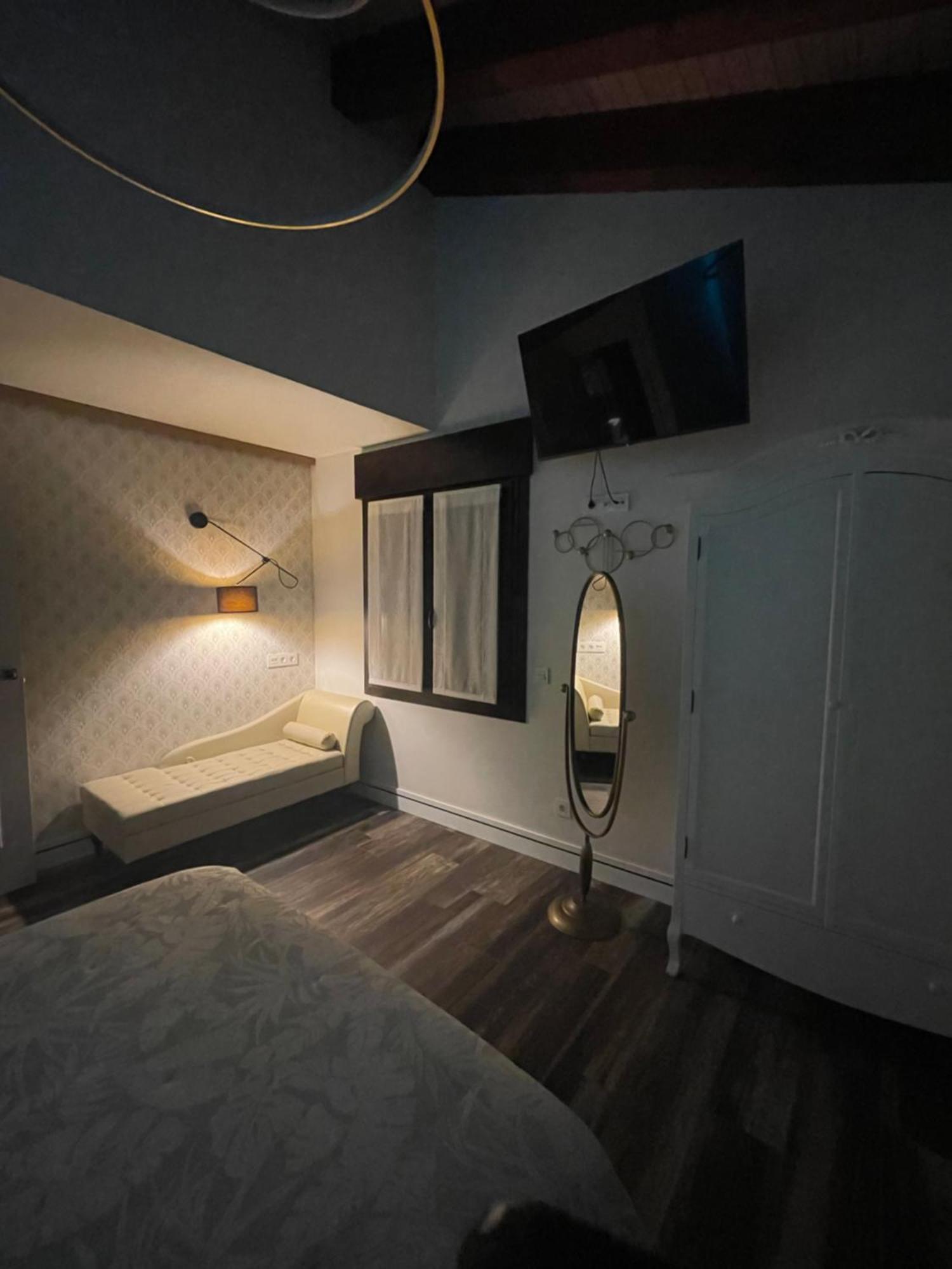 Apartamentos Valle De Ordesa-Торла Екстериор снимка